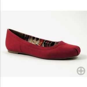 Material Girl Red Nona Flats